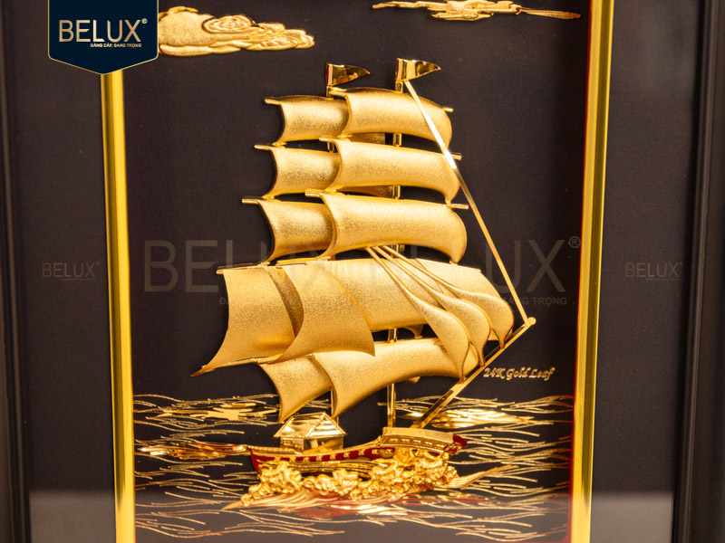 Tranh thuận buồm xuôi gió dát vàng 24k 32x25cm